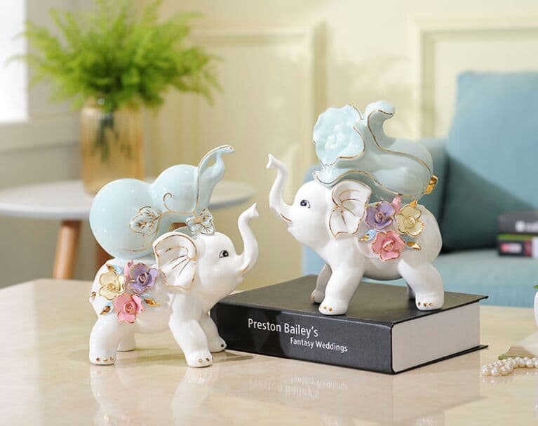 象の陶磁器の置物、家庭の装飾品を創造します