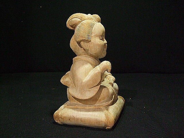 お福さん】桧 山車、木彫り彫刻 高さ25cm