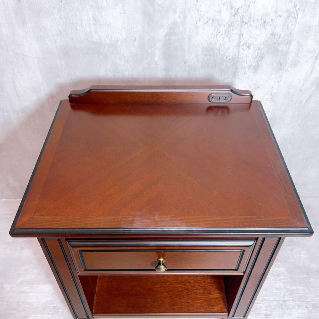 良品! IDC 大塚家具 ハンプトンコート ベッドサイドチェスト