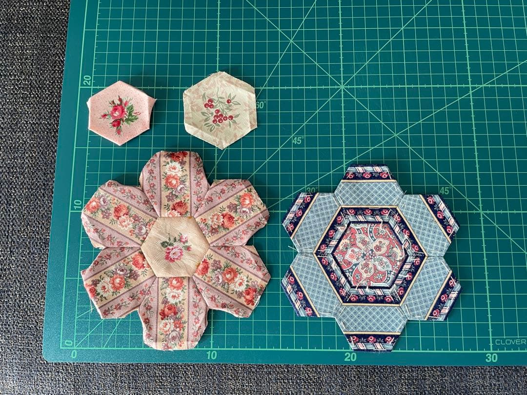 （478）ヘキサゴン 正六角形 パッチワーク 製作途中 カット布