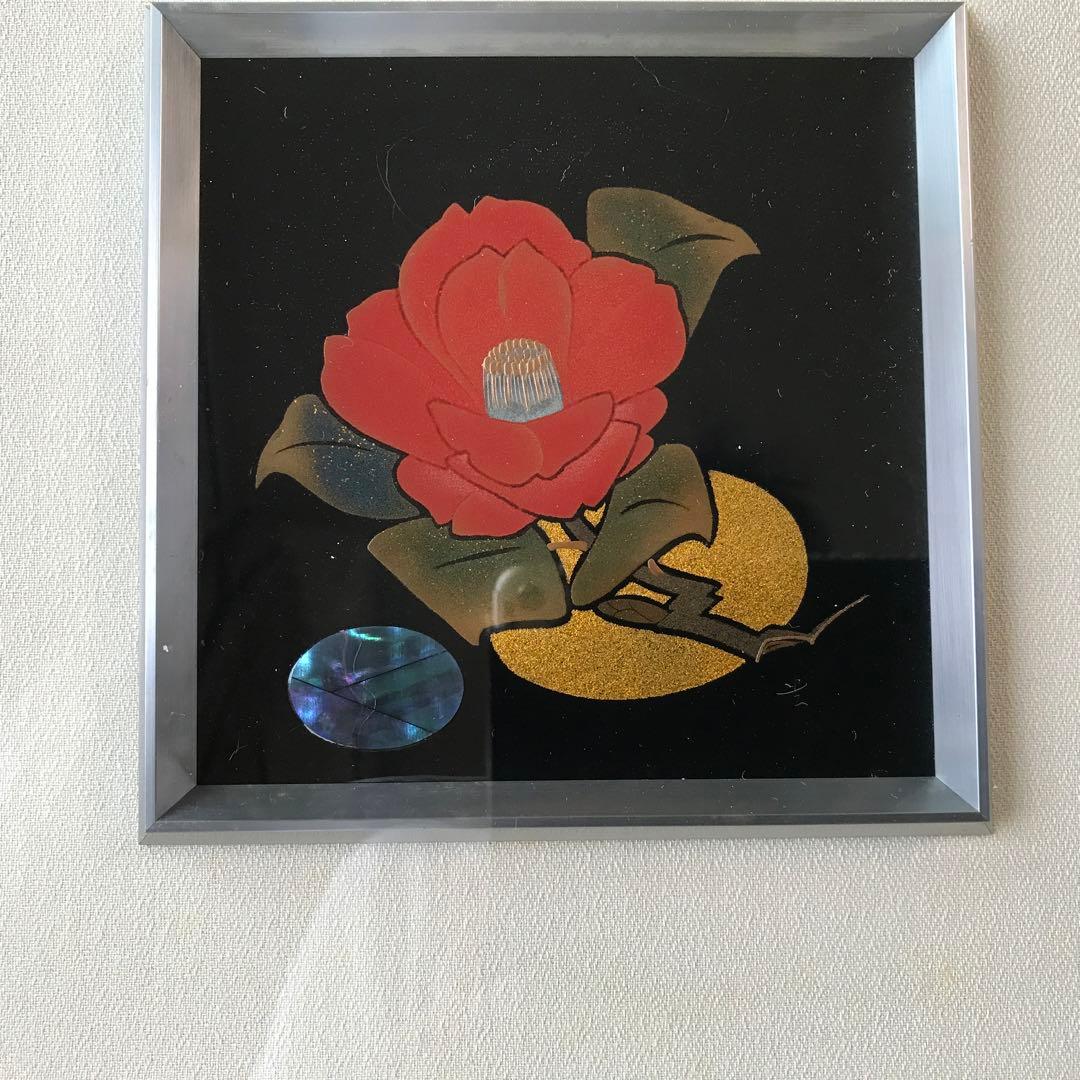 金箔 椿のアート作品