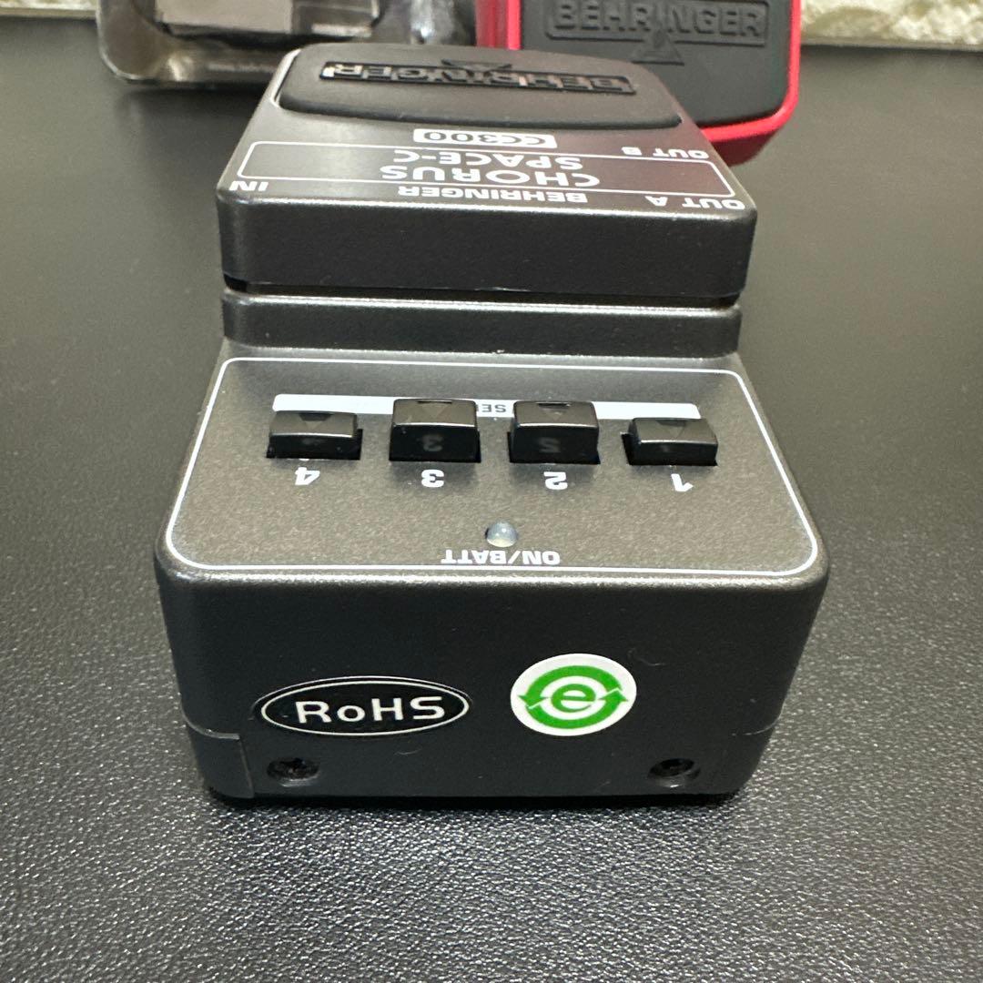美品　Behringer ギターエフェクター2点セット　元箱付き