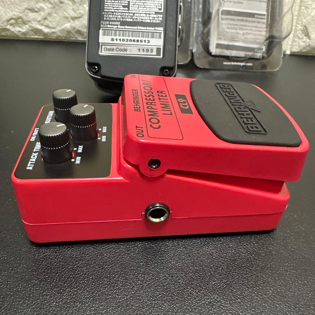 美品　Behringer ギターエフェクター2点セット　元箱付き