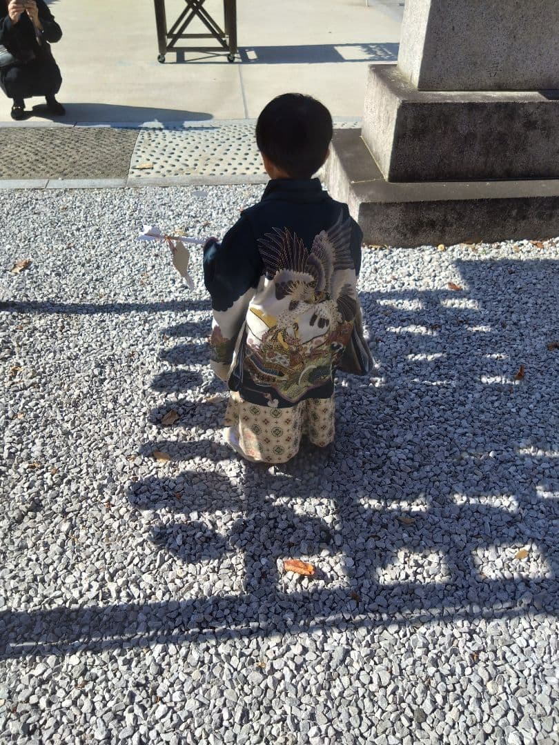 七五三　袴　セット　男の子 青と白の模様 鷹のデザイン