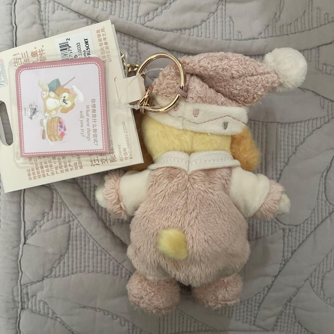 上海ディズニー みんなでリラックス クッキー・アン ぬいぐるみバッジ