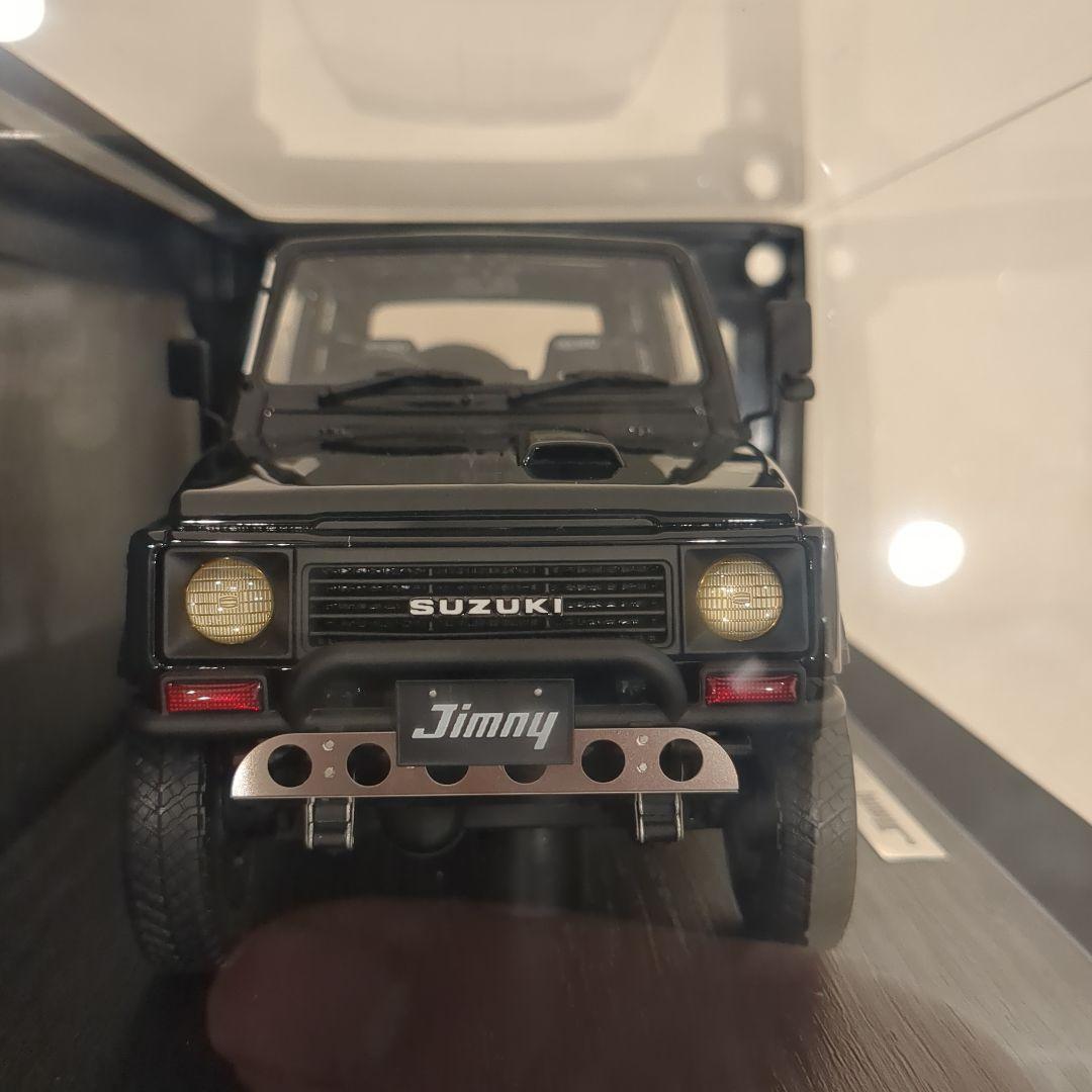 イグニッションモデル 1/18 スズキ ジムニー(JA11) ブラック