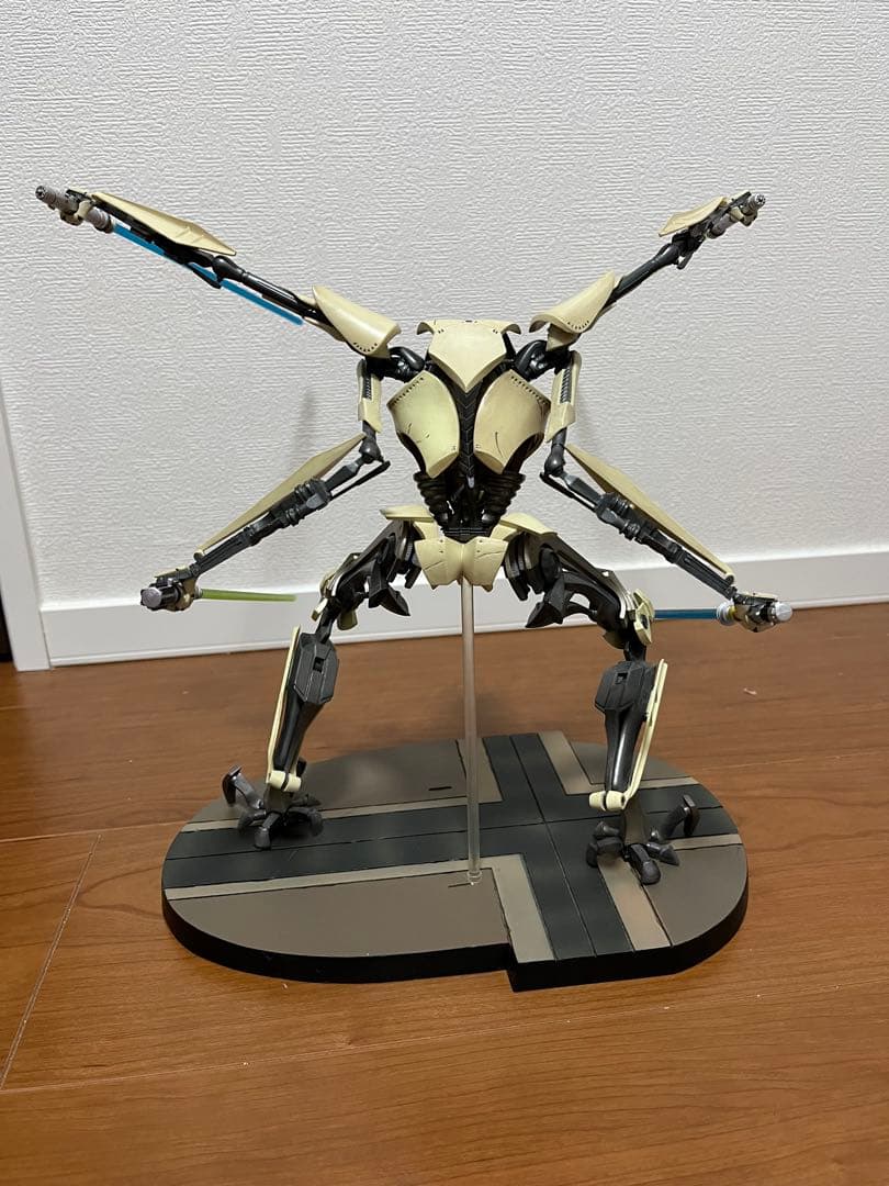 コトブキヤ　ARTFX グリーヴァス将軍