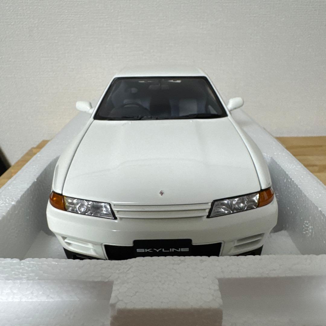 AUTOart 1/18 日産 スカイラインGT-R R32