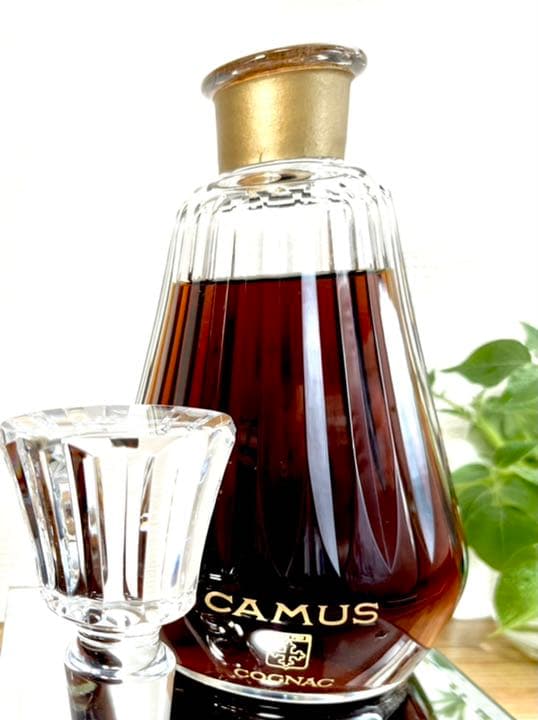 camus ナポレオン コニャック 古酒 クリスタルボトル