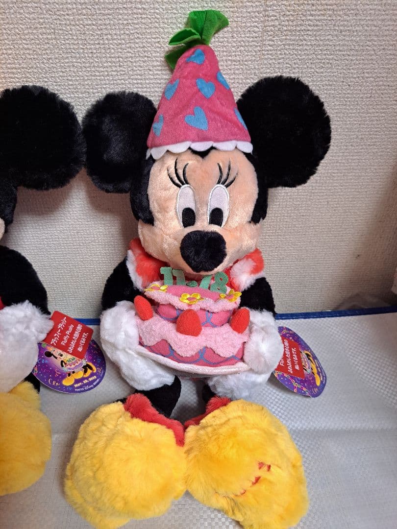 ミッキーミニーのフラッフィープラッシーのバースデーぬいぐるみ タグ付き レア商品