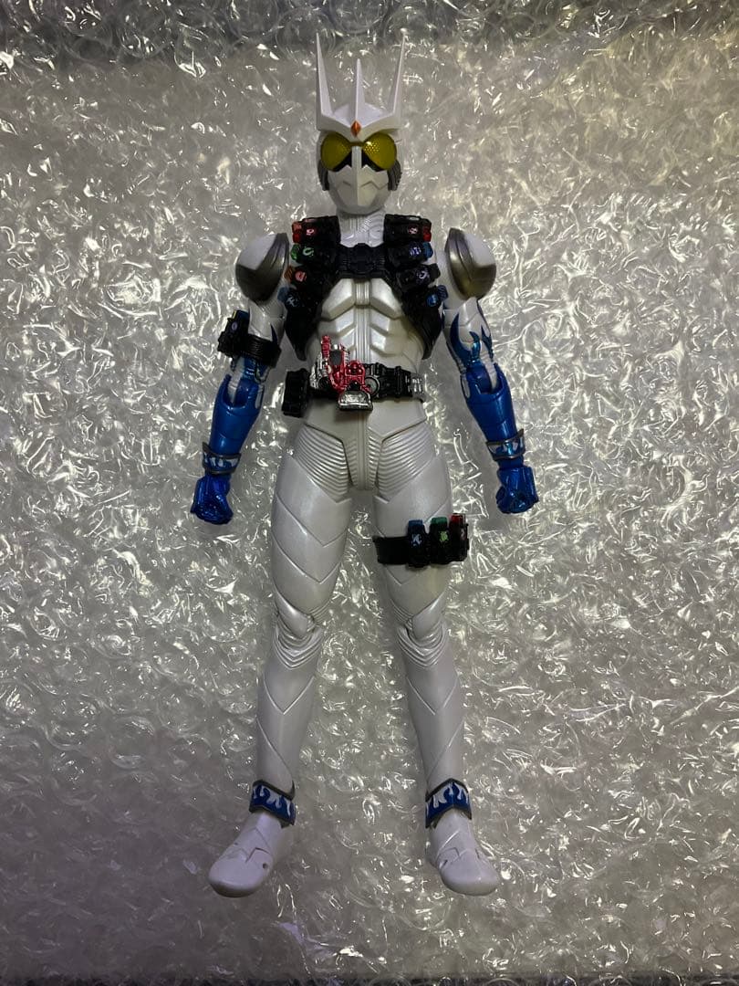 【ジャンク扱い】S.H.Figuarts 真骨彫製法 仮面ライダーエターナル