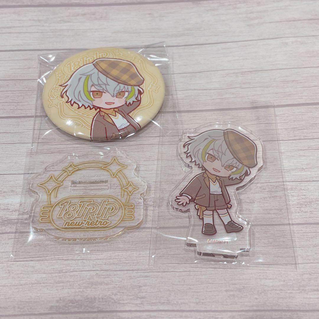 18TRIP エイトリ 白光糖衣 缶バッジ アクリルスタンド - メルカリ