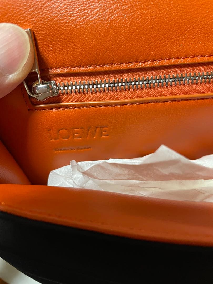 LOEWE ロエベ　Goya Puffer Messenger ショルダーバッグ