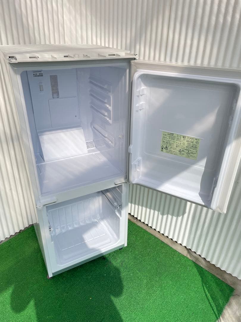 820 シャープ 左右付け替え可能ドア 2ドア冷蔵庫 一人暮らし 単身 ホワイト