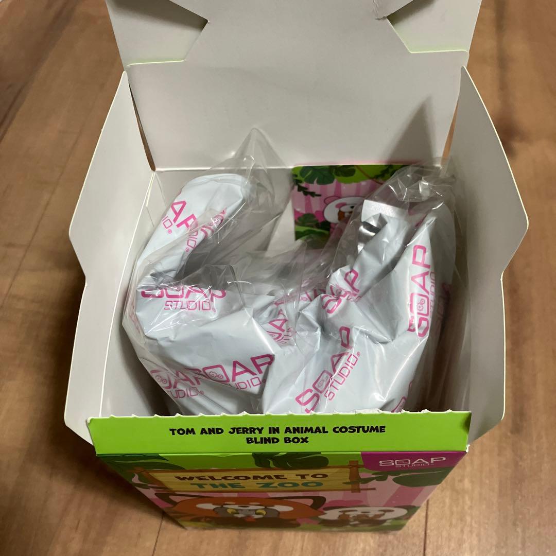 新品 トムとジェリー アニマルコスチューム シークレット ピンクパンダ