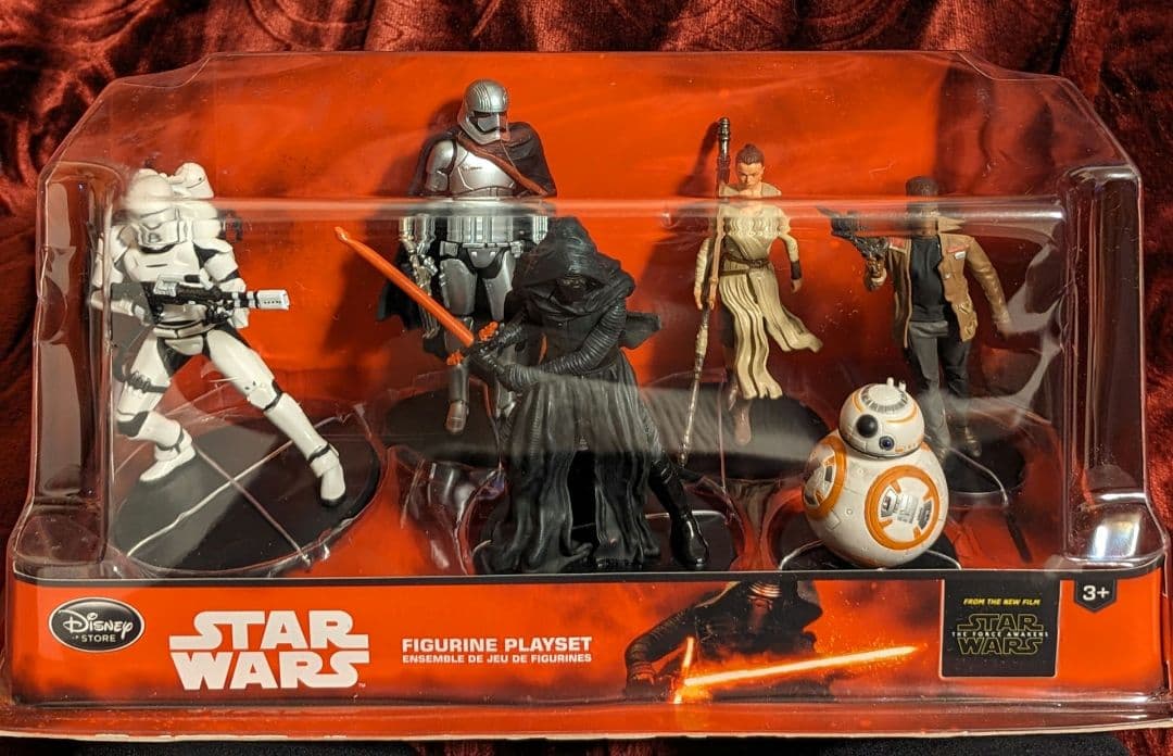 スターウォーズ　フィギュアセット×2　新品未使用　USディズニーストア