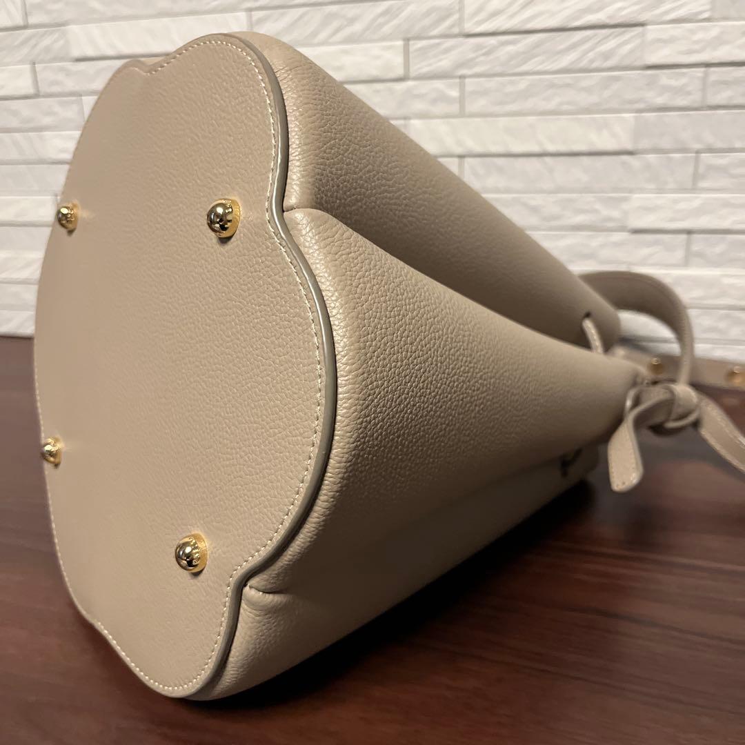 【値下】POLENE ポレーヌNumero huit カヌレトープ 保管袋