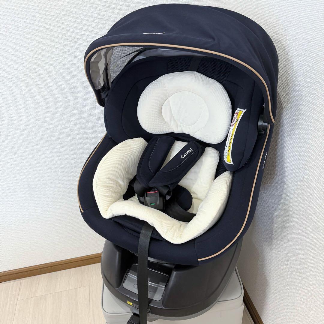 極美品】コンビ クルムーヴスマート JG-550 チャイルドシートクル