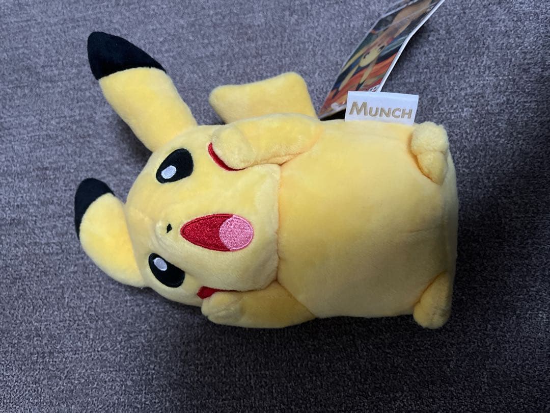 ムンク展 ピカチュウ 叫び ぬいぐるみ - メルカリ