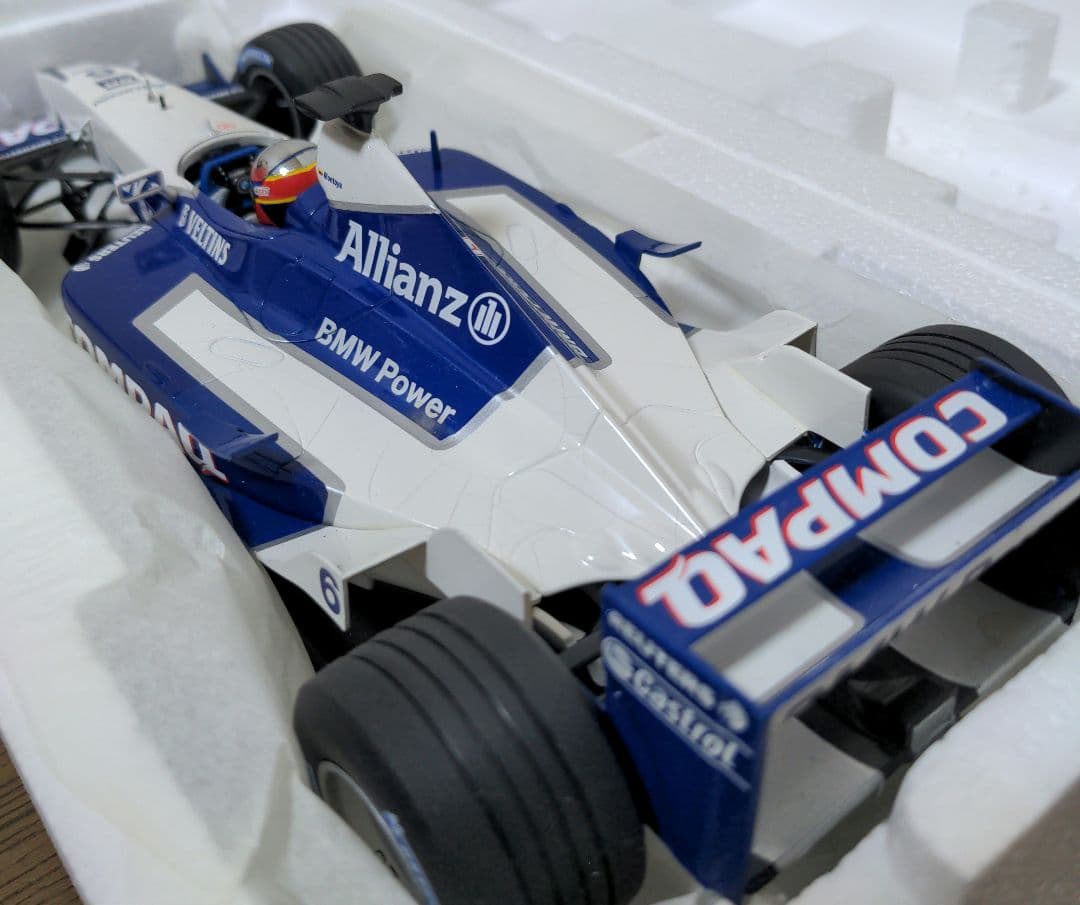 WILLIAMS ウィリアムズ F1 BMW FW23 モントーヤ 1/18