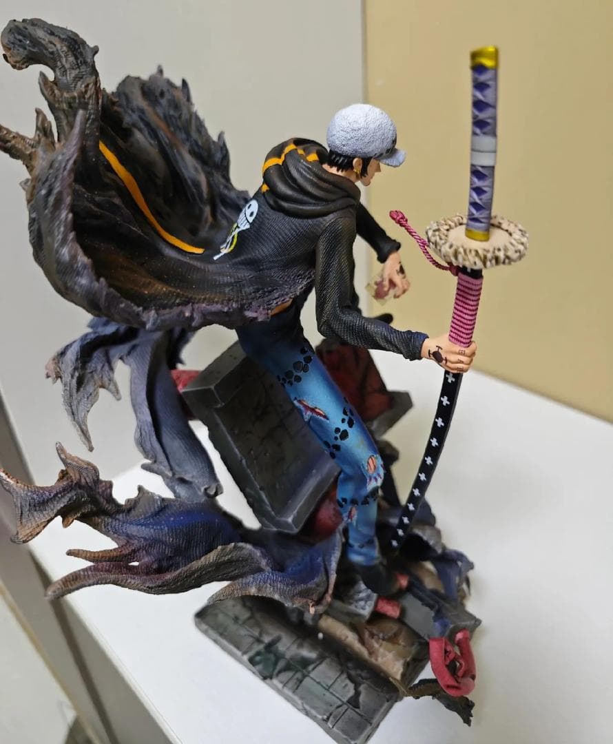 ワンピース トラファルガー・ロー ガレージキット フィギュア POP