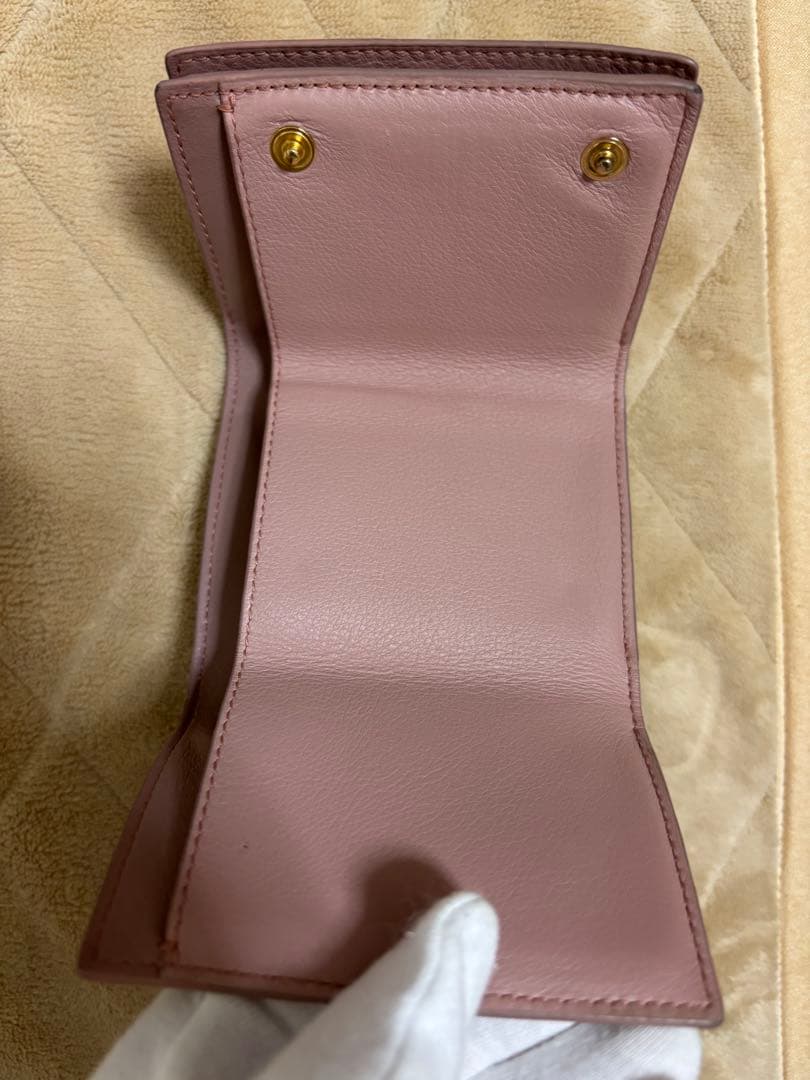 ロエベ三つ折り財布