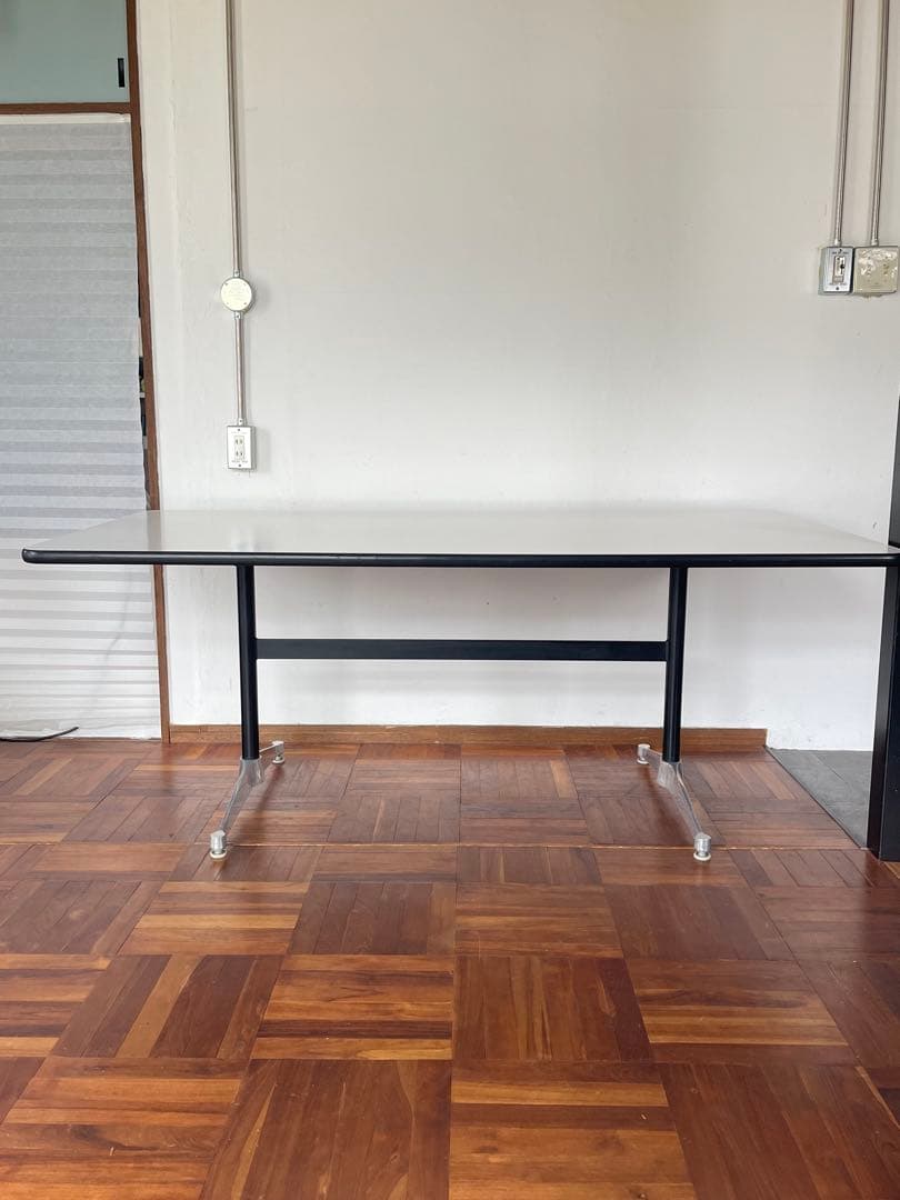 ハーマンミラー ヴィンテージ イームズ コントラクト ミーティング テーブル 1