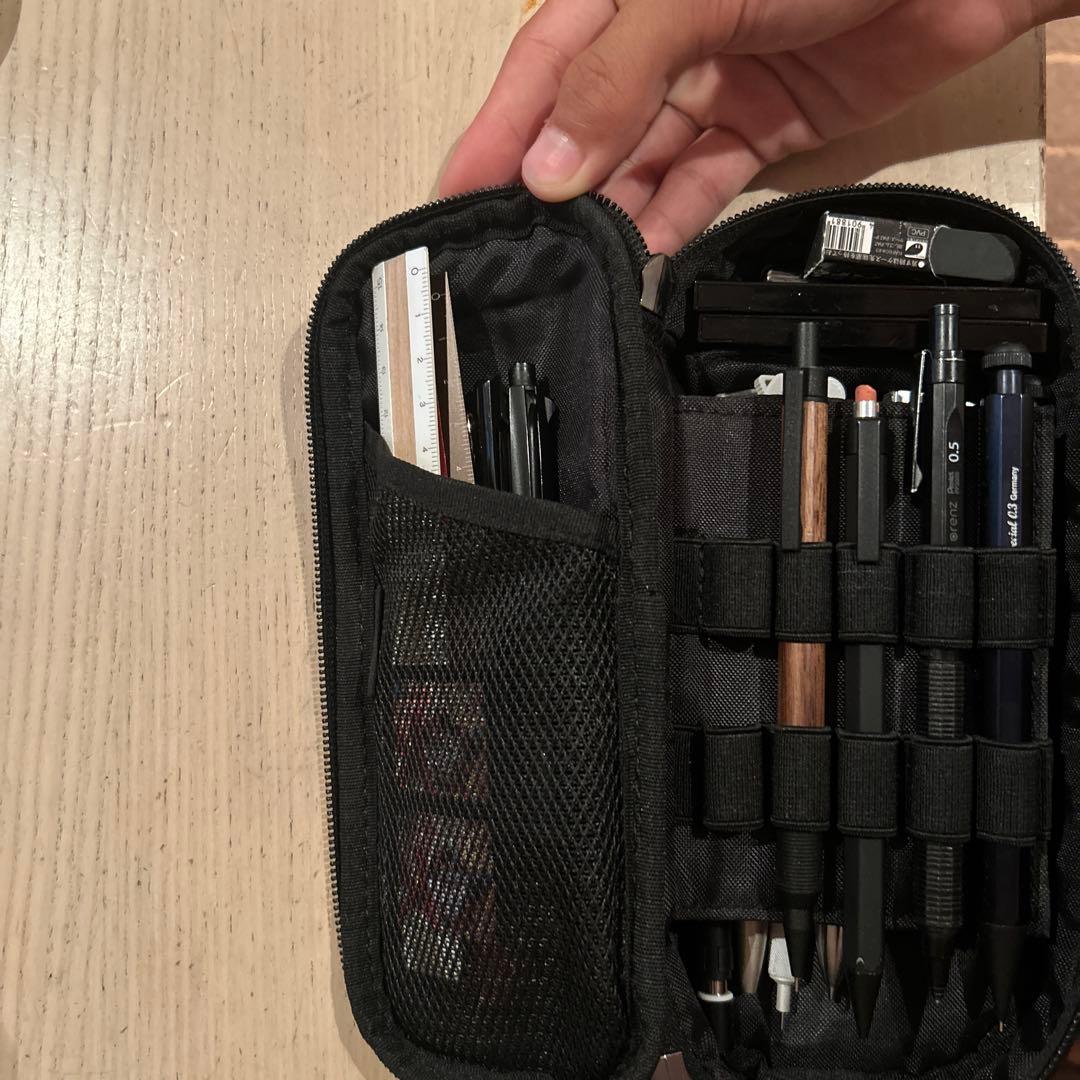 PF-05L 3階建てペンケース（しーさー監修） シャーペンひとつつけます