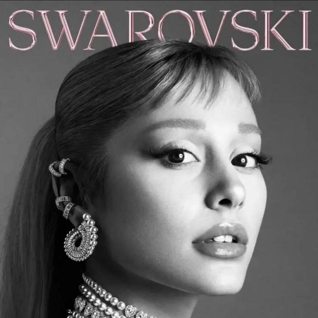 Ariana Grande x Swarovski イヤーカフ／片耳 - メルカリ