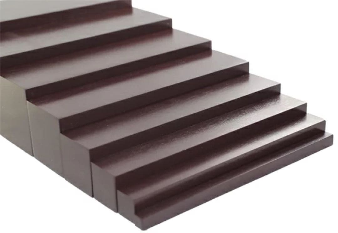 モンテッソーリ　茶色い階段 ♪大　エコノミー♪ Brown Stairs