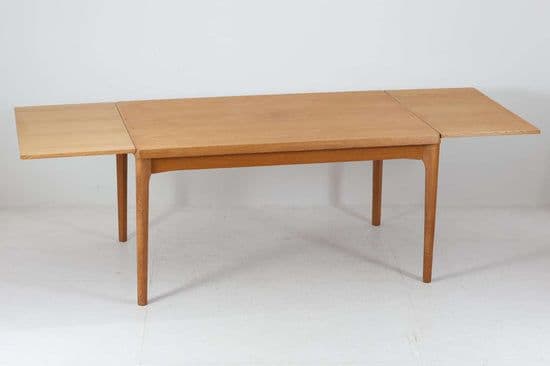 Henning Kjaerulf ヘニングケアヌルフ テーブル