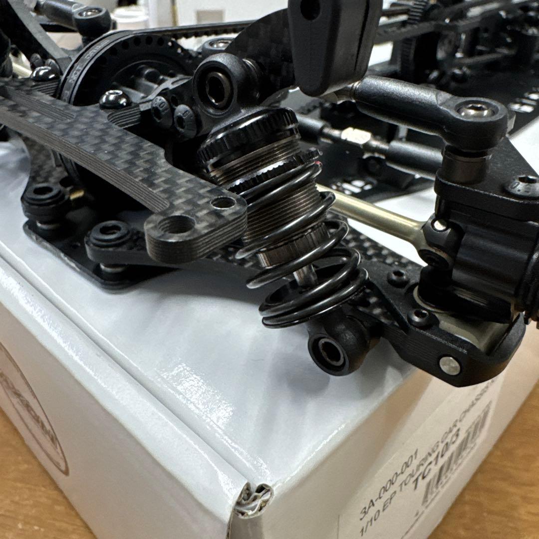 アソシ AXON TC10/3 アルミシャーシ アソシ AXON TC10/3 アルミ