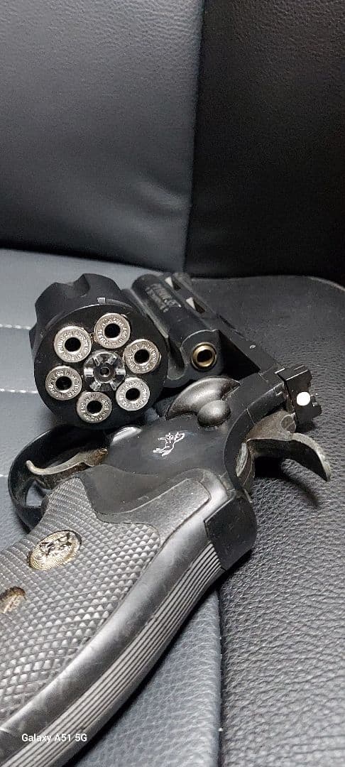 東京マルイ コルトパイソン357マグナム4インチ リボルバー サプレッサー付き