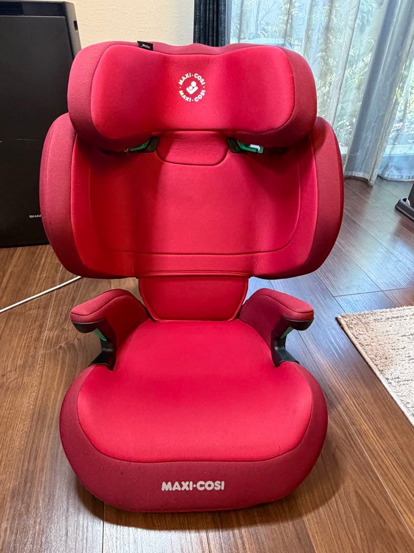 maxi-cosi マキシコシ モリオン アイサイズ ジュニアシート チャイルドシートのMAXI-COSI（マキシコシ）