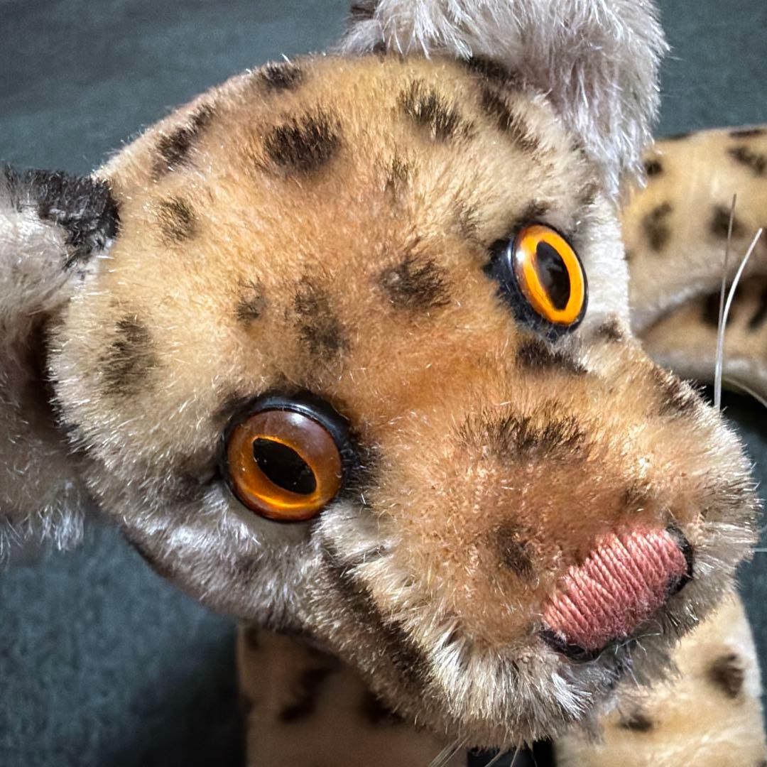 シュタイフアニマル　「オセロット」