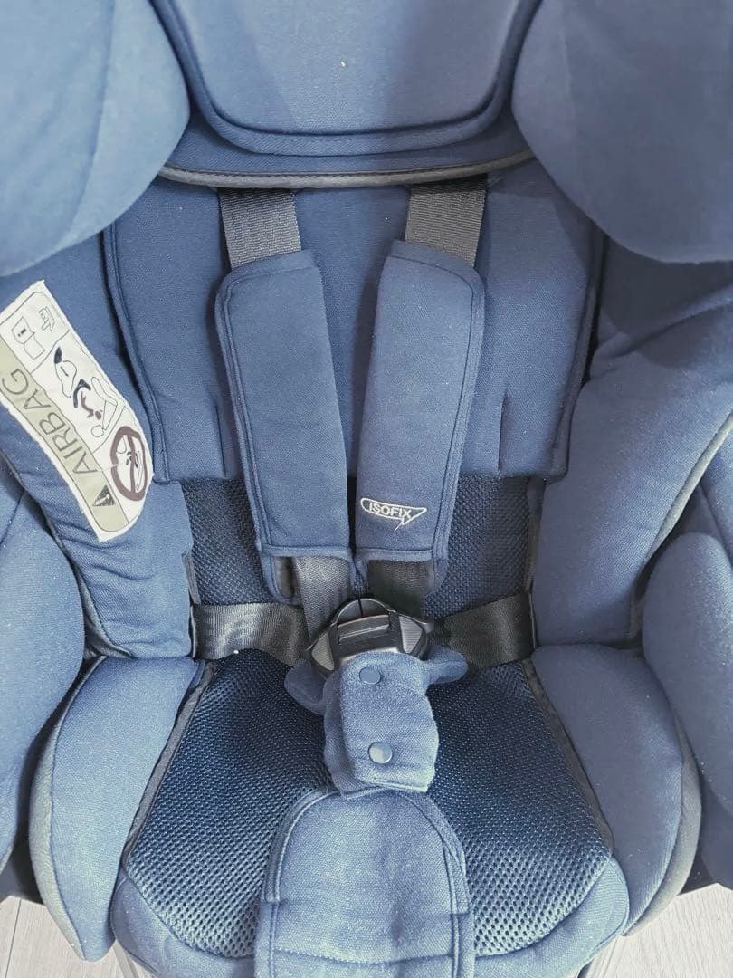 Aprica チャイルドシート ネイビー　ディアターンプラス