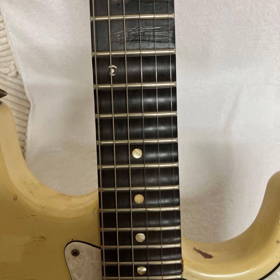 【エレキギター ストラトタイプ】