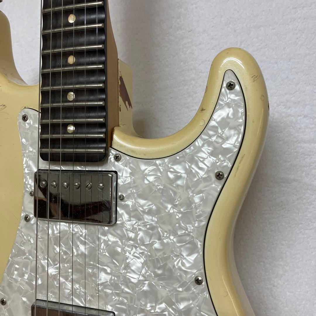 【エレキギター ストラトタイプ】