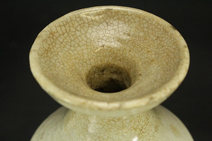 骨董 李朝 白磁 瓶 時代物(A445)