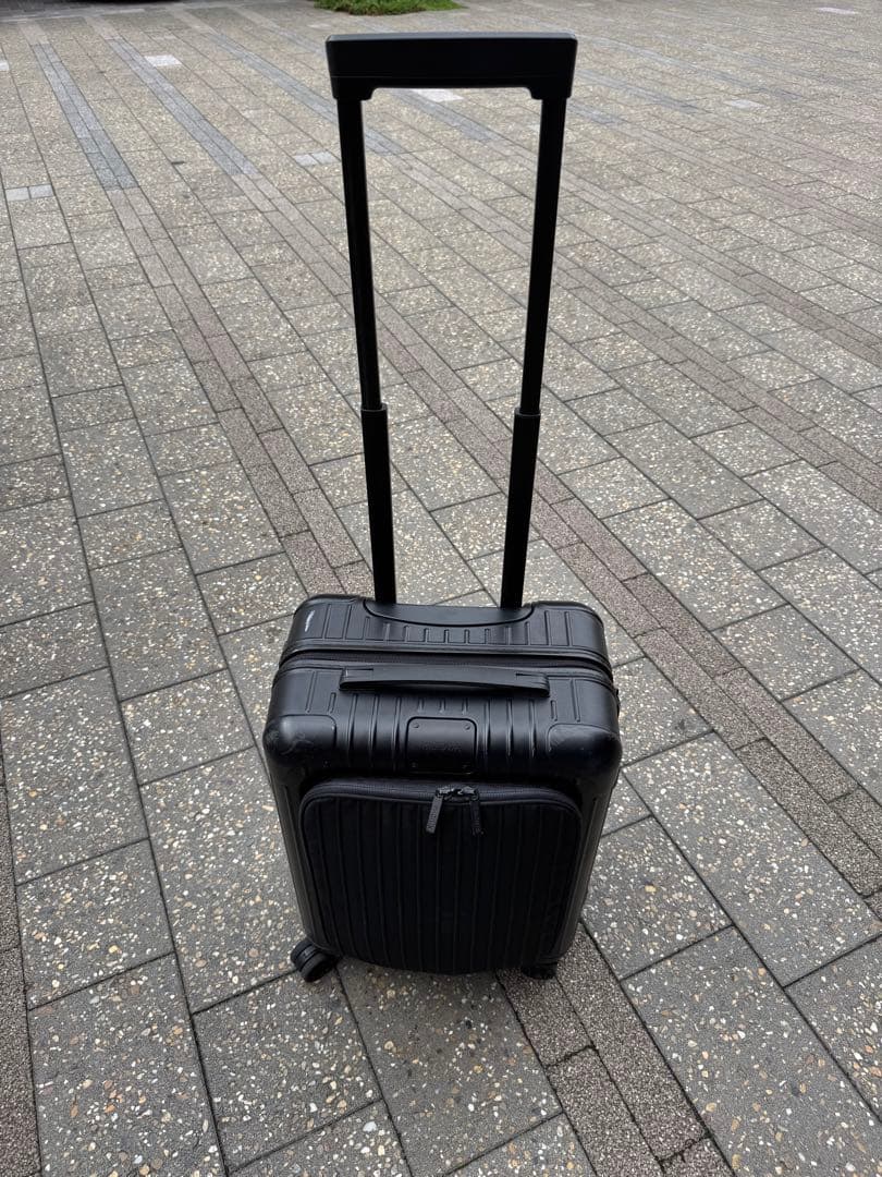 訳あり RIMOWA Essential Sleeve キャビンプラス ポケ破損 - メルカリ