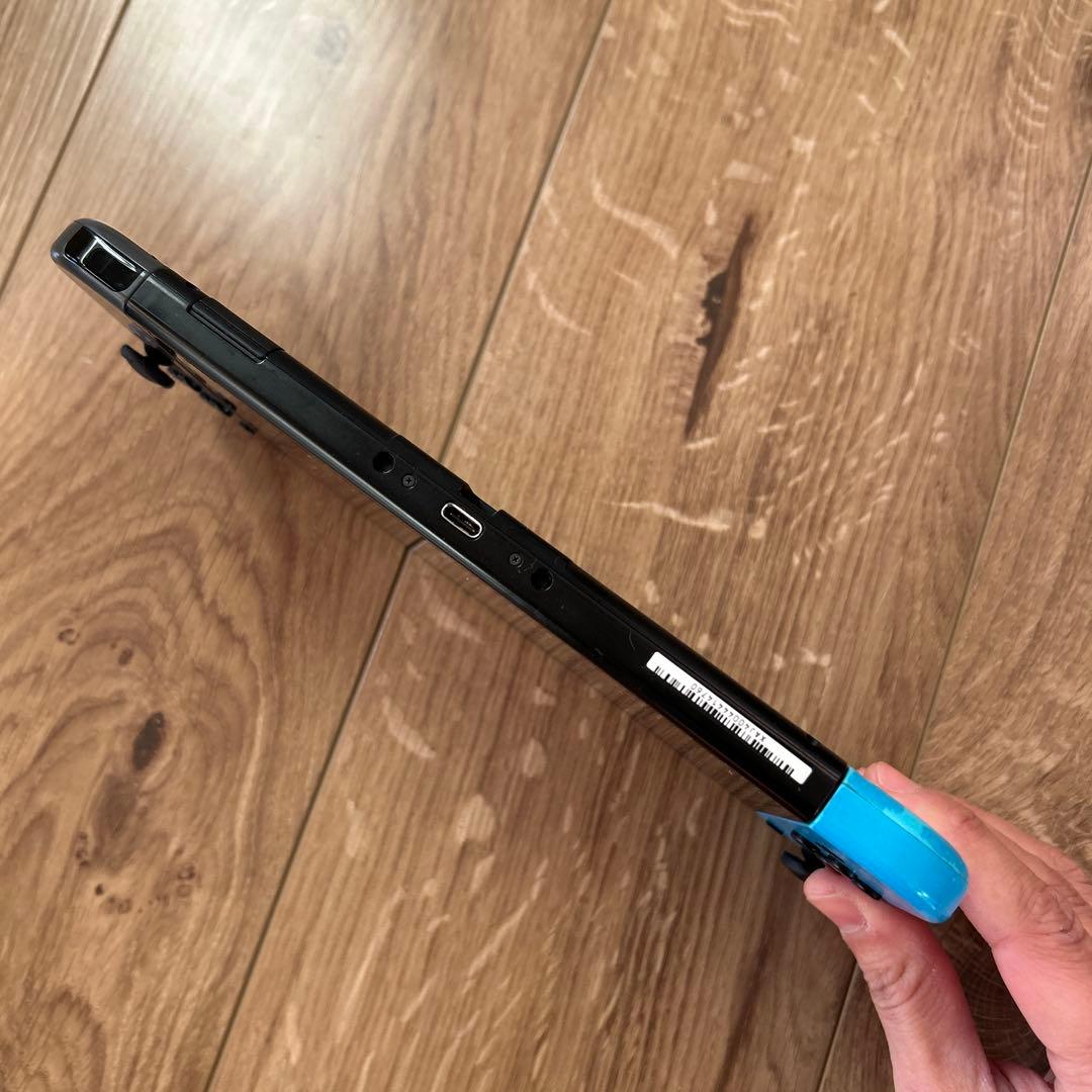 Nintendo Switch本体セット　任天堂　ジョイコン付き