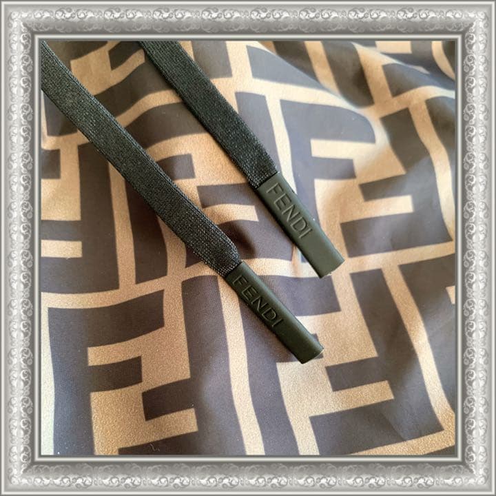 未使用級 フェンディ スイムパンツ ズッカ柄 水着 大きいサイズ