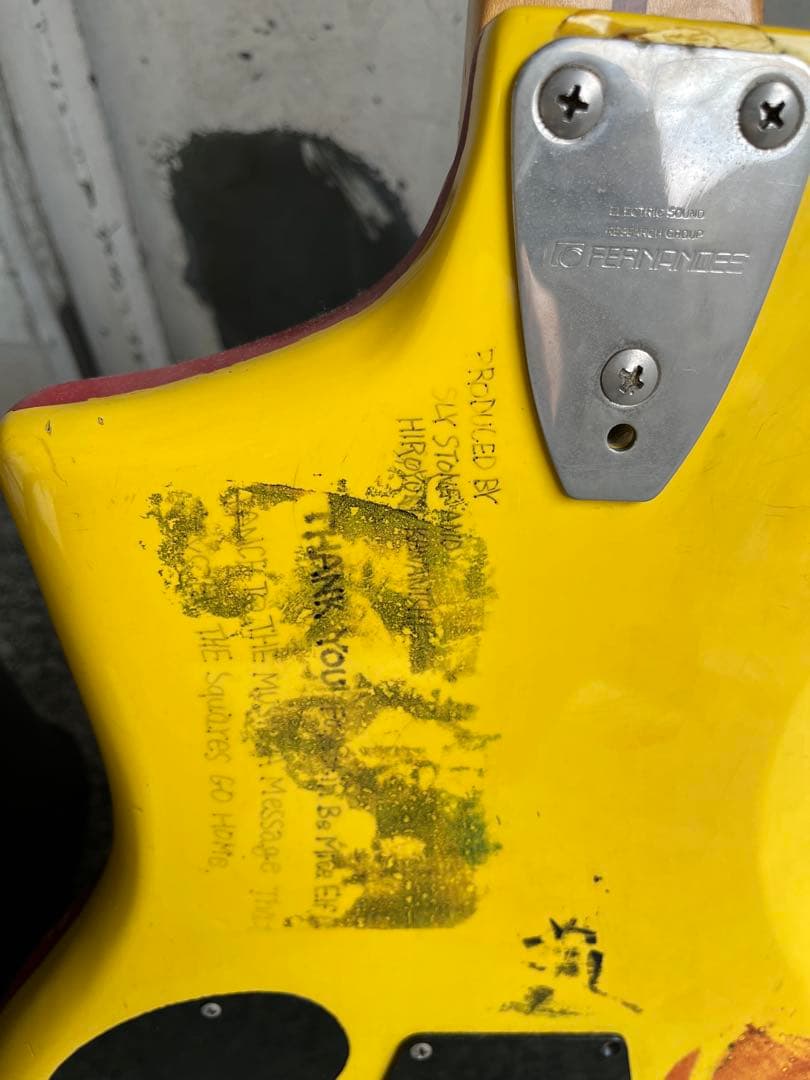 Fernandes BADMAN系エレキギター SlyStone刻印　動作未確認
