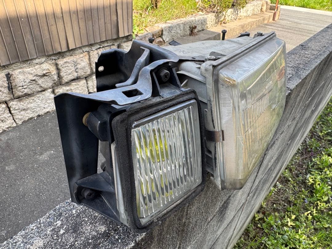 ⭐︎AE86 レビン ヘッドライト 助手席側 希少フォグ付き AE86 レビン