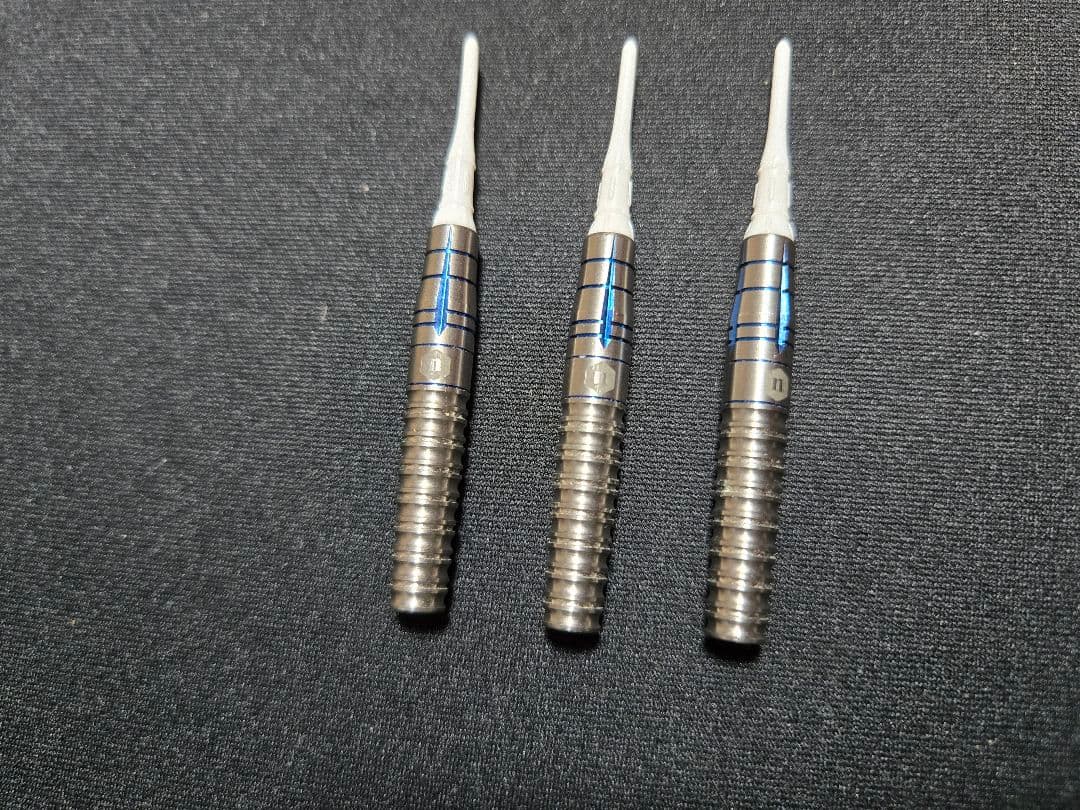 Unicorn Gorille ダーツセット 3本