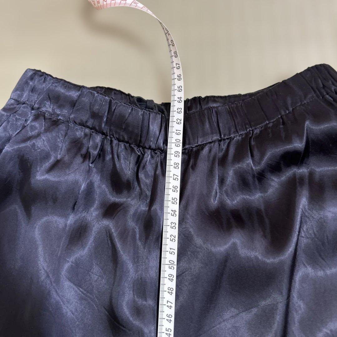 【コム デ ギャルソン】黒サテン サルエルパンMサイズ　レディース