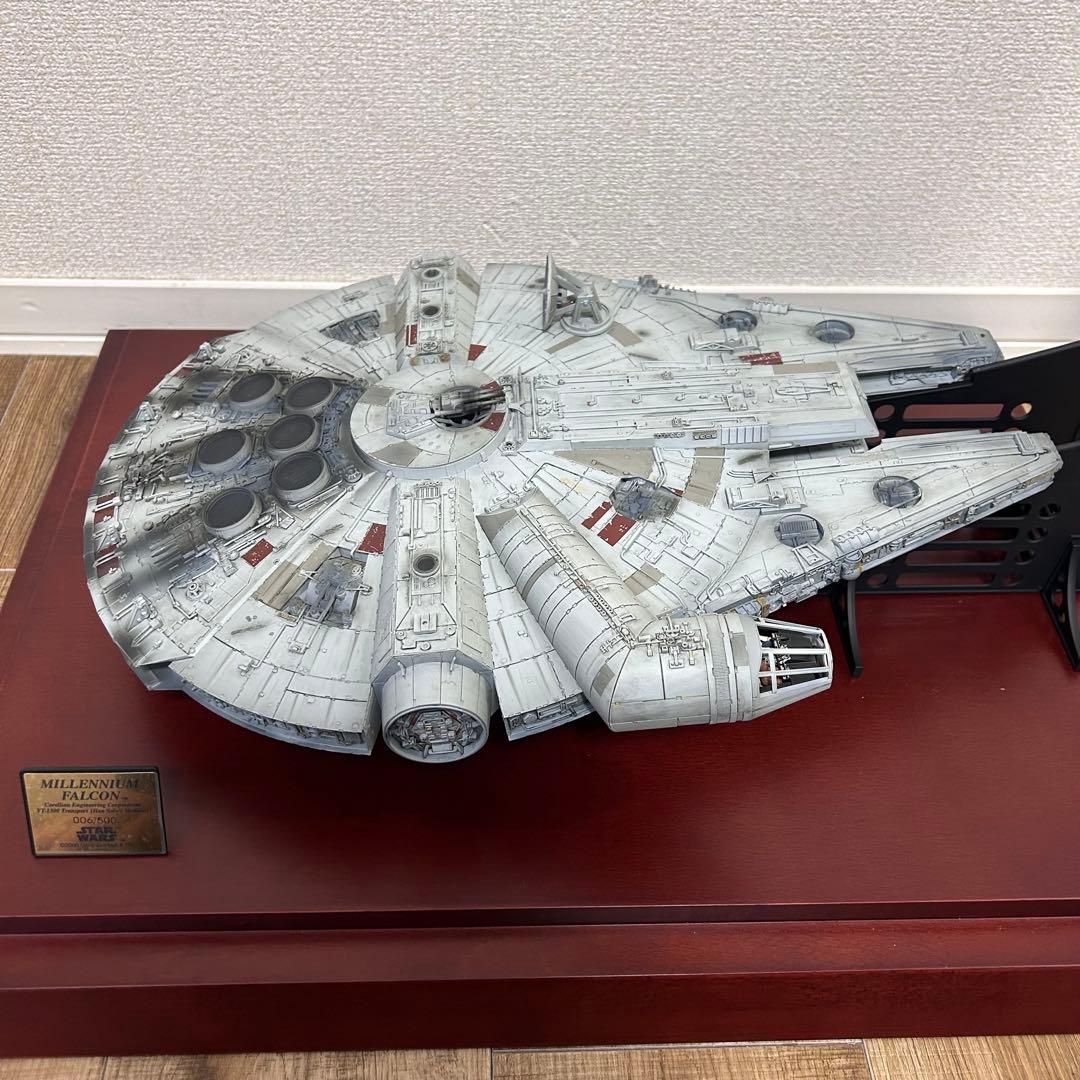 500台限定　ミレニアムファルコン　完成品 ファインモールド　シリアル有り