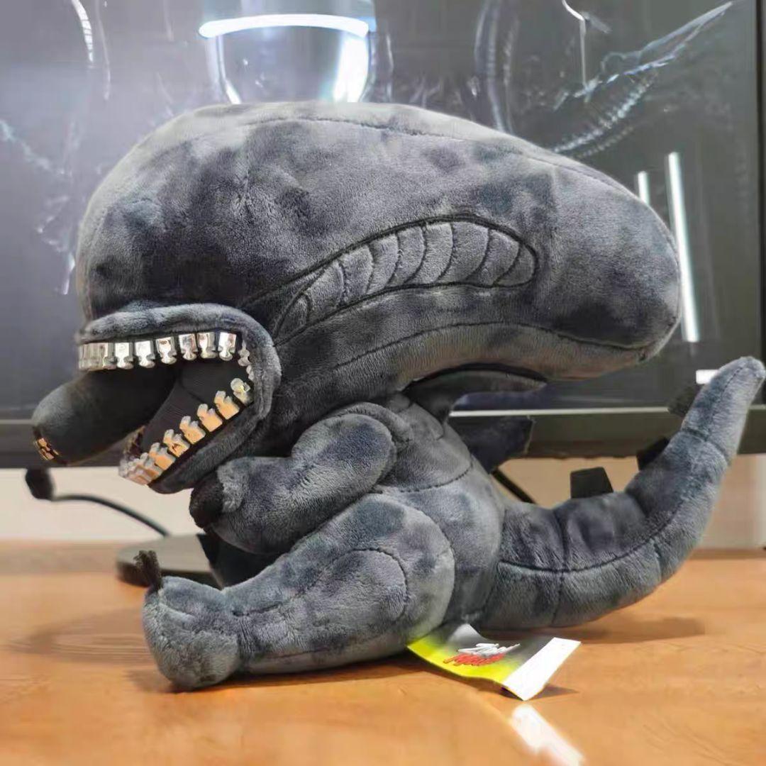 「正規品」QUANTUM MECHANIX　ゼノモーフ　ジッパー　ぬいぐるみ