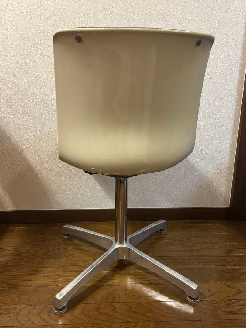 700系　乗務員室回転椅子