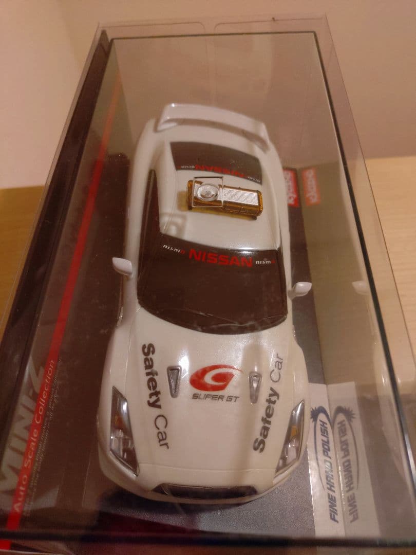 京商　ミニッツオートスケールNissan GT-R Safety Car